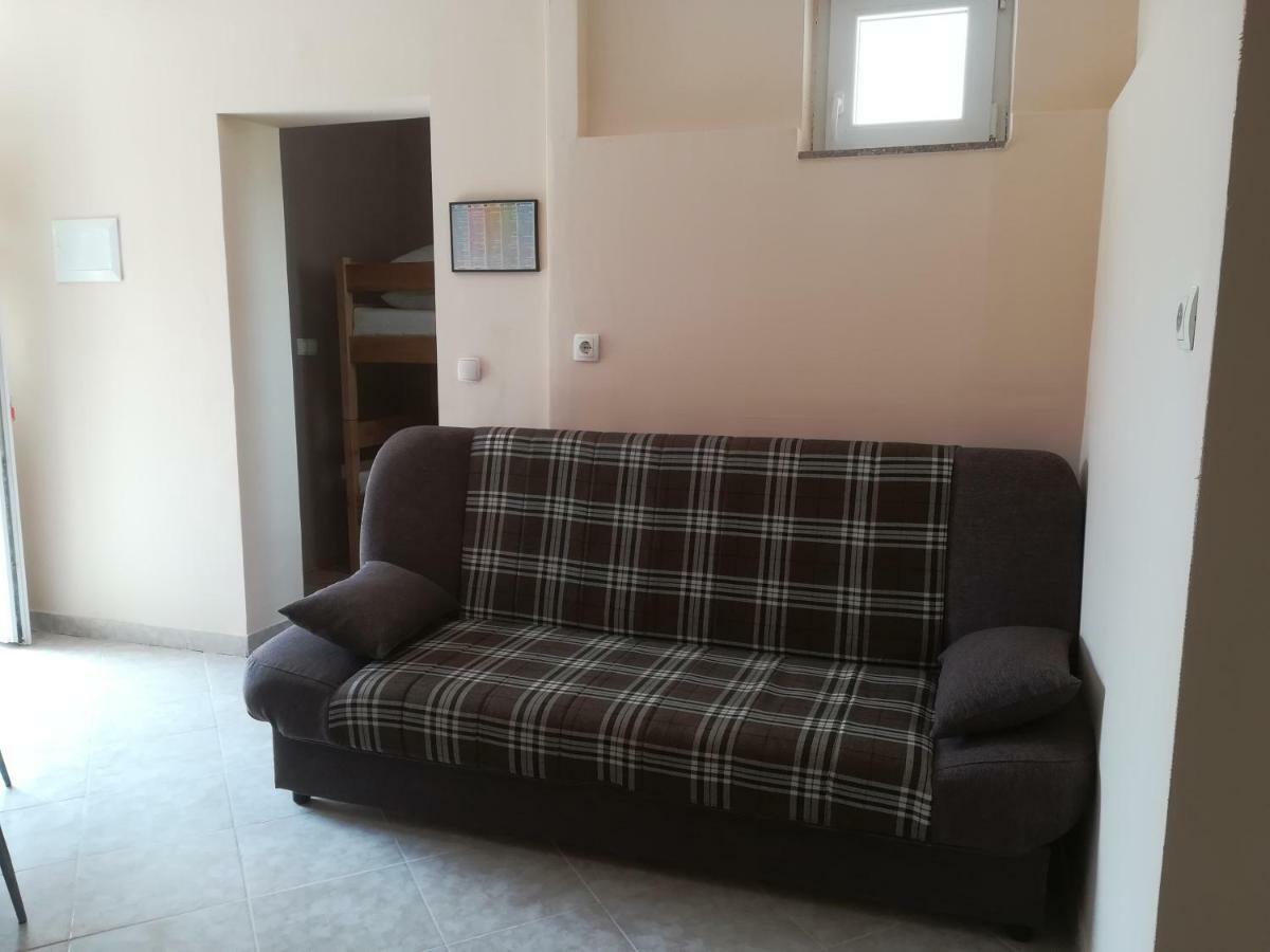 Apartments Vito Нин Екстериор снимка